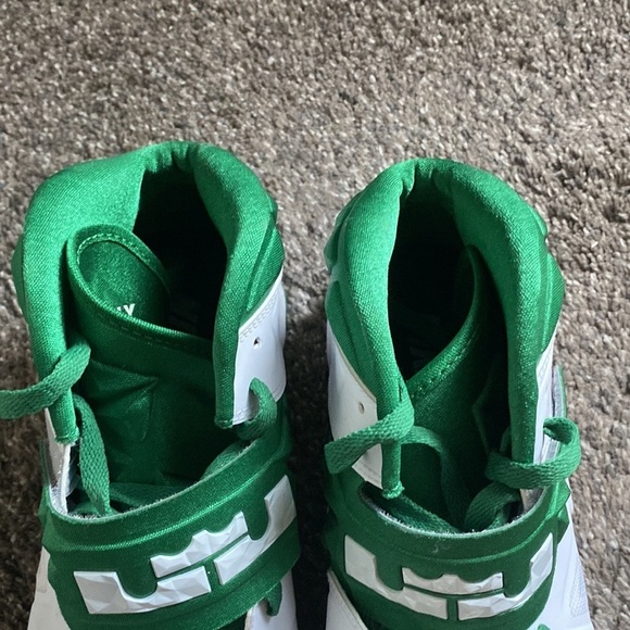 Lebron James Mens Shoes NIKE Basketball White Green Gold Irish 11.5 main image 6